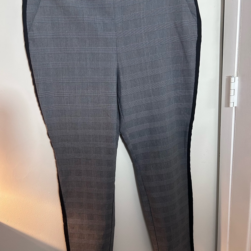 Simply Vera Vera Wang Women's Gray Plaid Skinny Pants